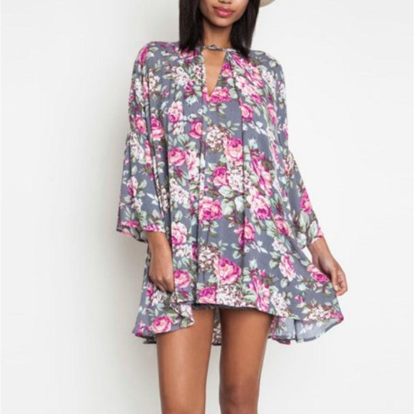 Umgee Dresses & Skirts - Umgee Gray Floral High Low Dress Size Med